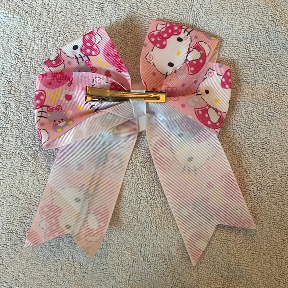 Hello Kitty Pink Hair Bow new